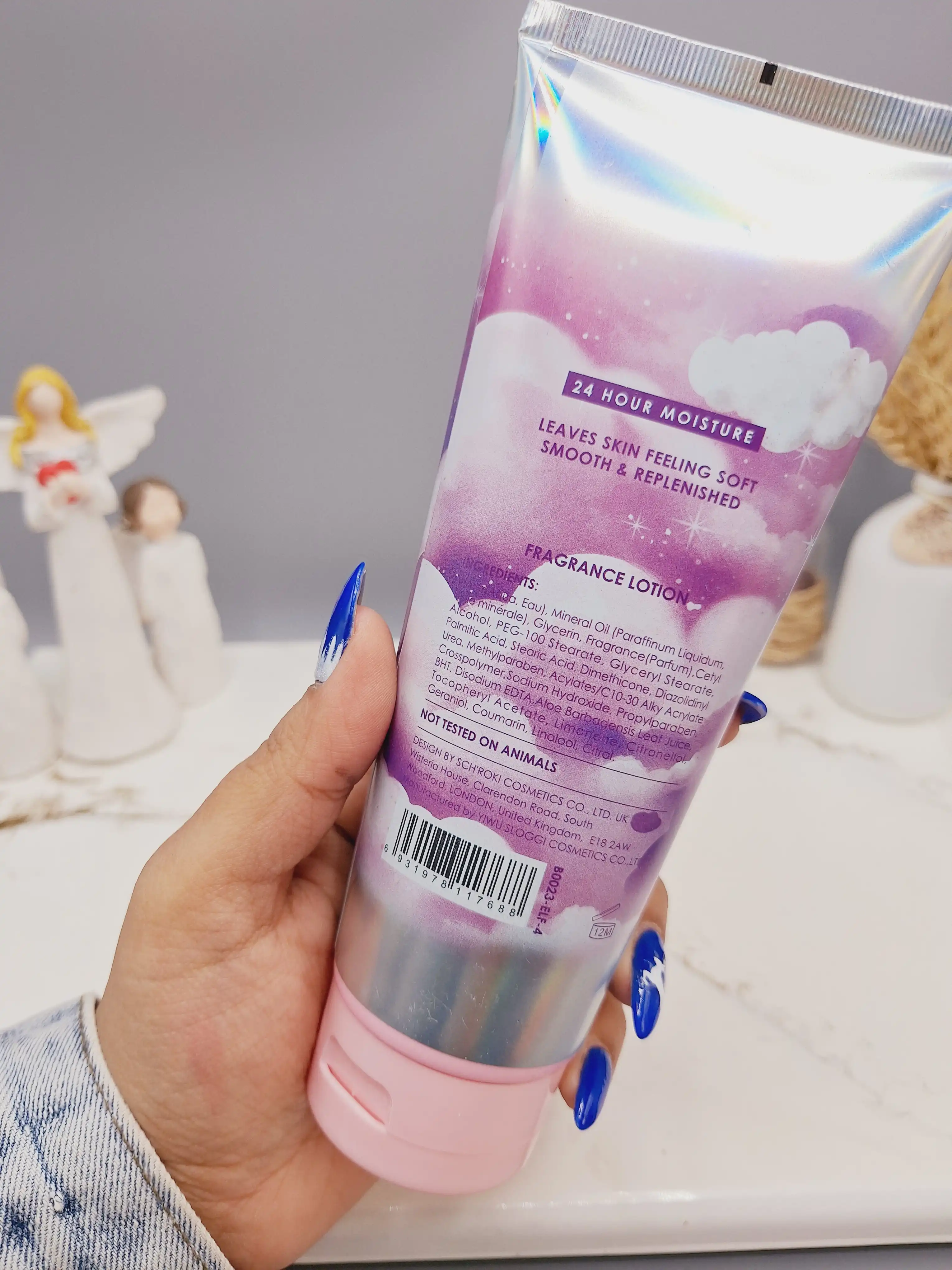 لوسیون عطری فرشته فوق العاده خوشبو و آبرسان برند PINK IN SWEET حجم 236 گرم مدل Love Smell کد 7688