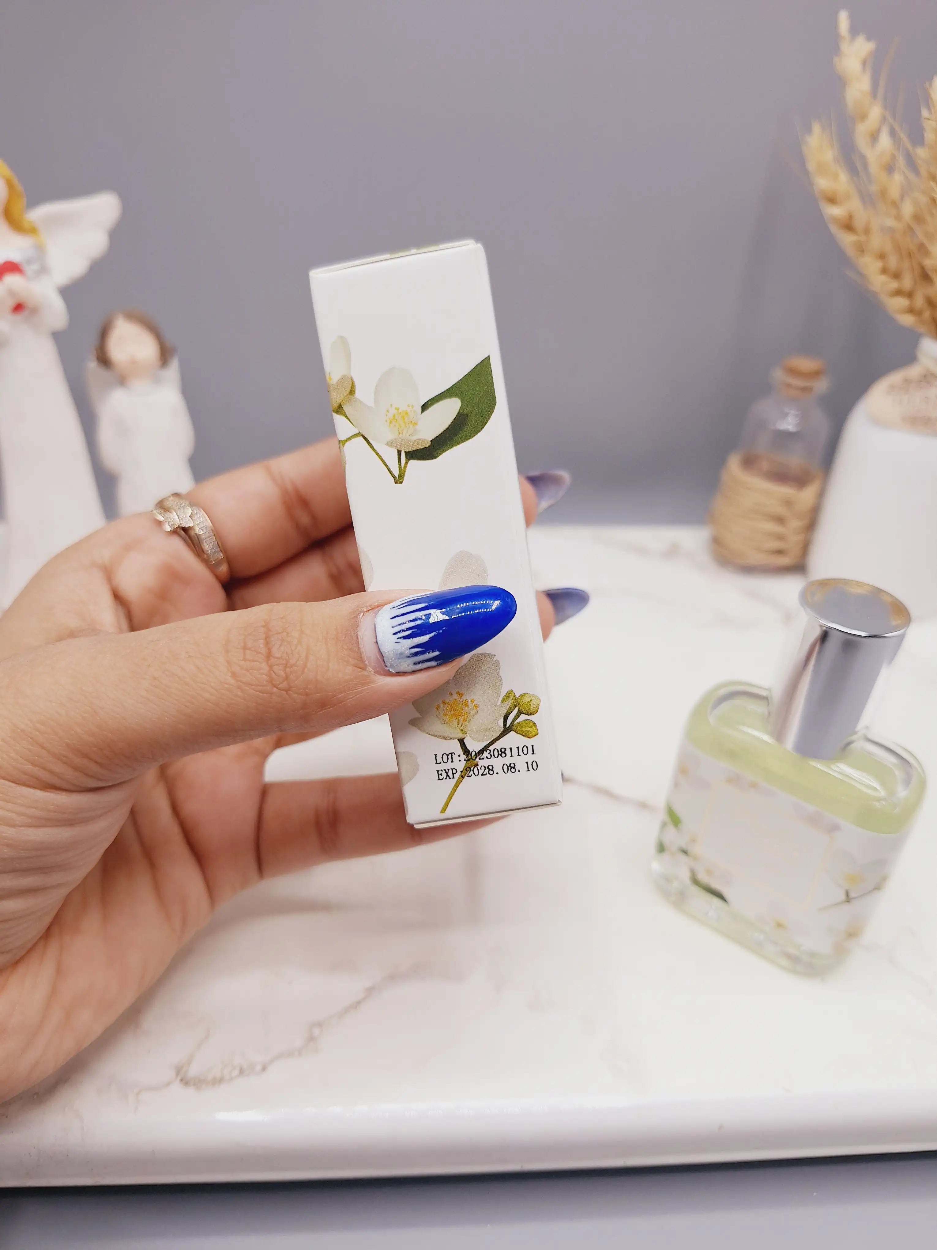 عطر مینی فانتزی دخترانه 30میل مدل شکوفه یاس ساخت چین کد YT-5297-2