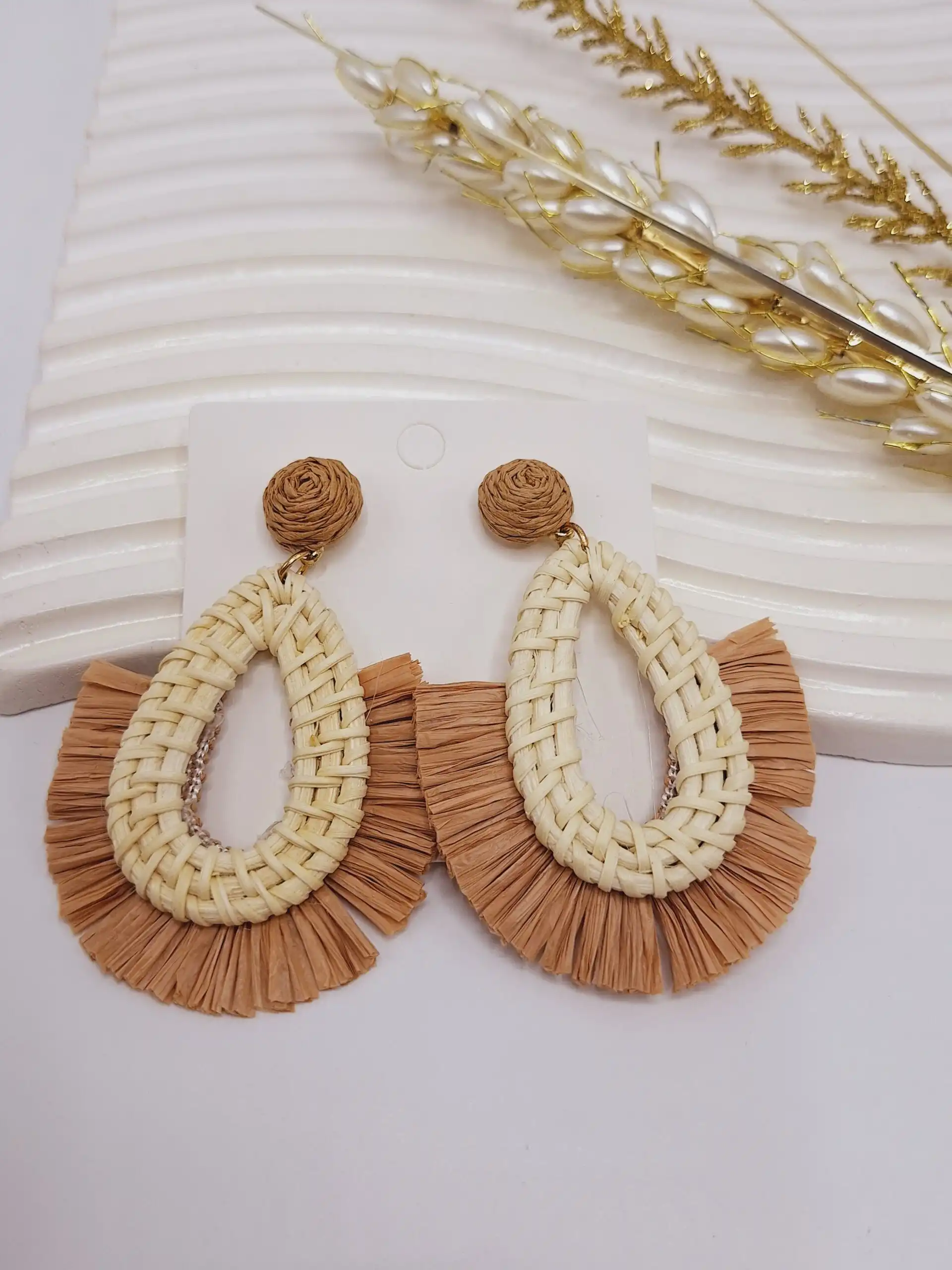 گوشواره حصیری مدل ریش دار