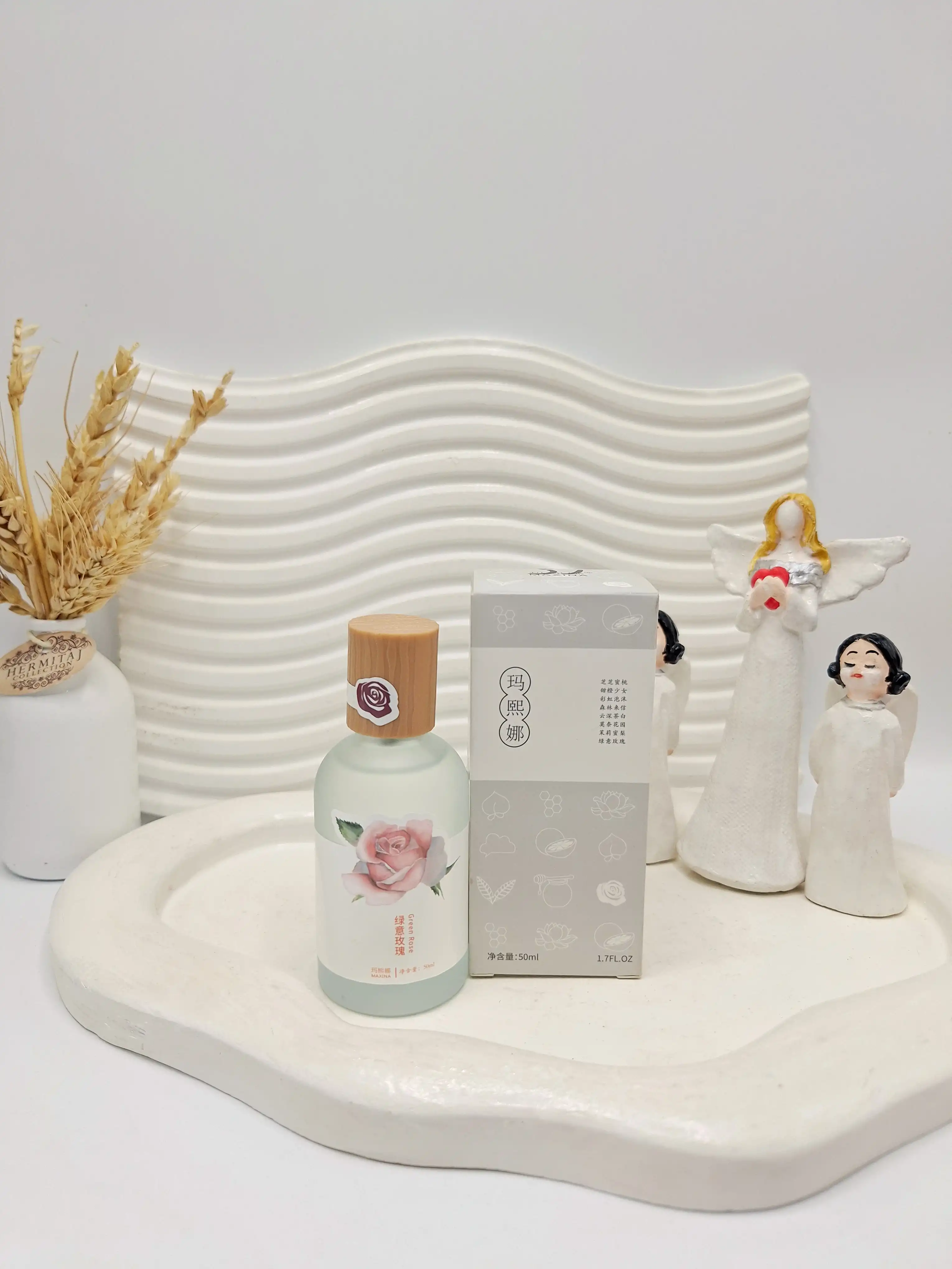عطر بیکینی چوبی رایحه گل حجم 50 میل کد 1735